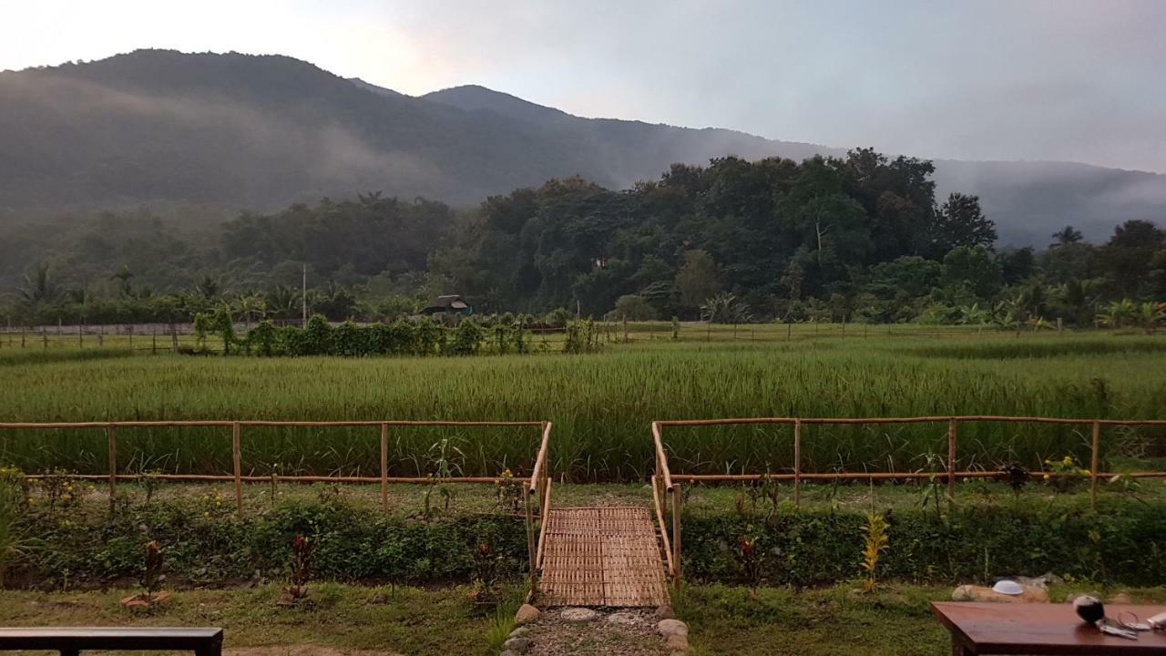 ฮ้างนาตาจันทร์ Villa Pua Luaran gambar