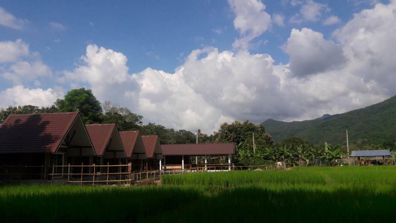 ฮ้างนาตาจันทร์ Villa Pua Luaran gambar