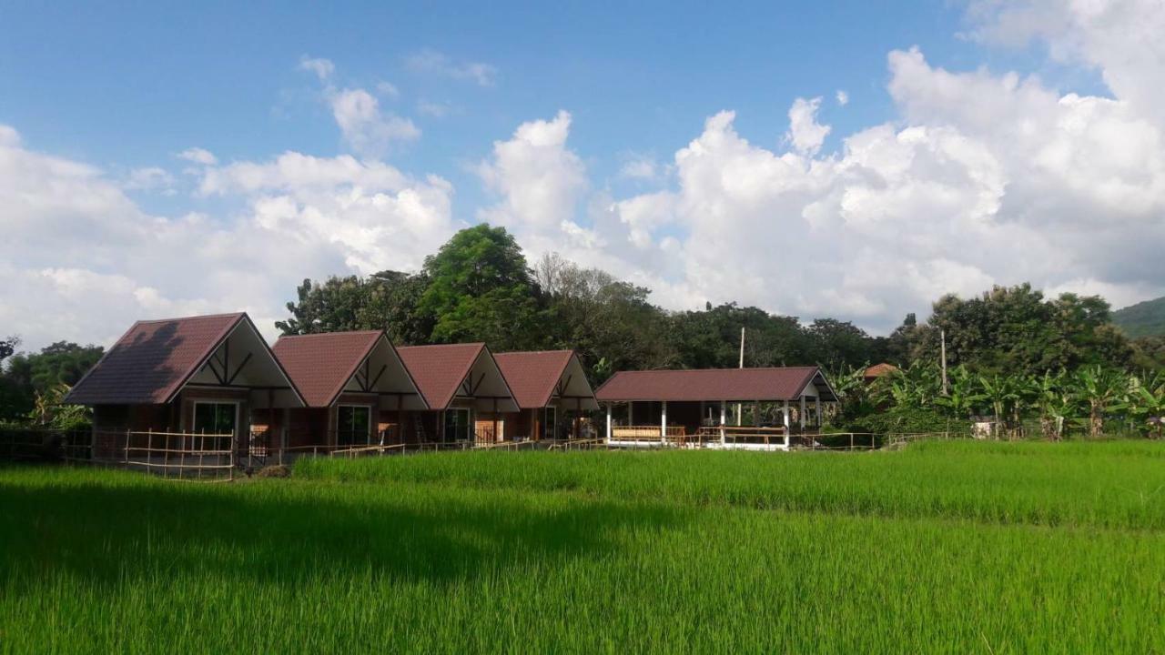ฮ้างนาตาจันทร์ Villa Pua Luaran gambar