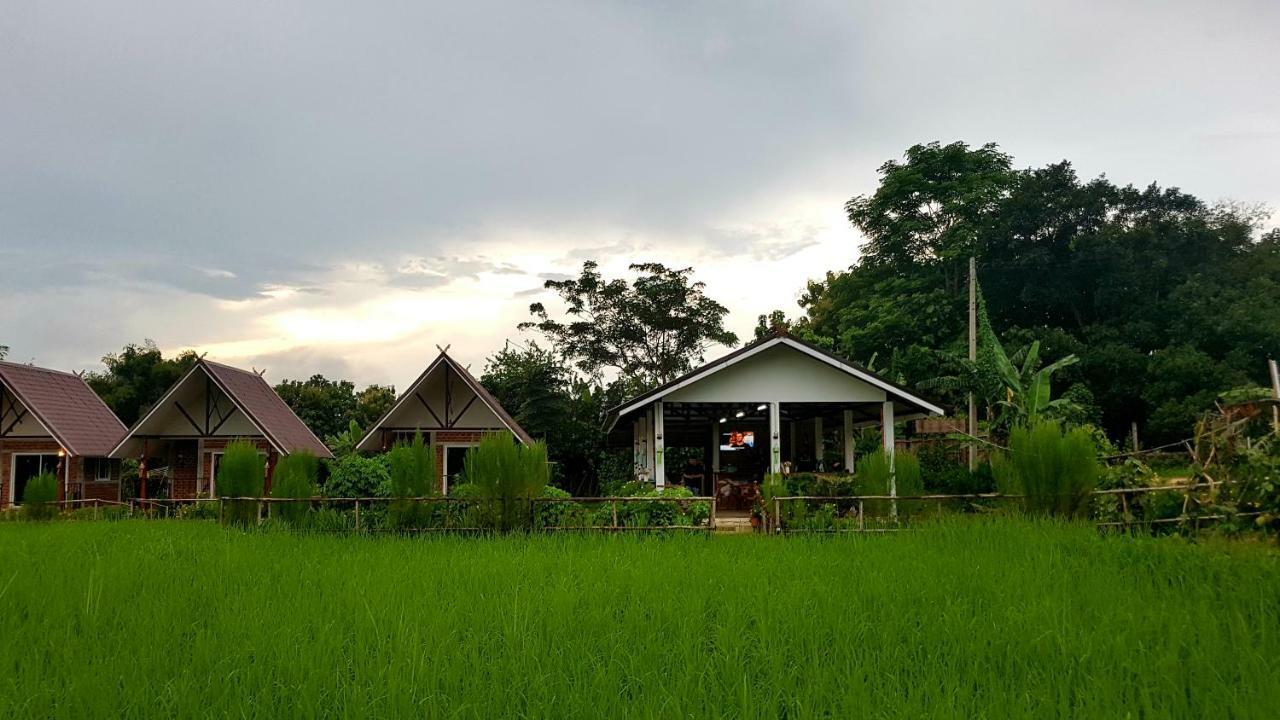 ฮ้างนาตาจันทร์ Villa Pua Luaran gambar