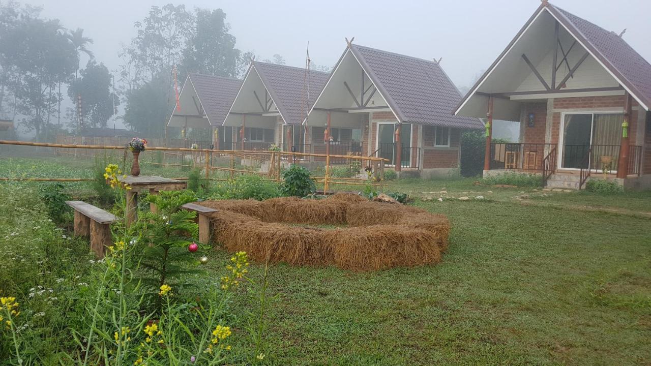 ฮ้างนาตาจันทร์ Villa Pua Luaran gambar